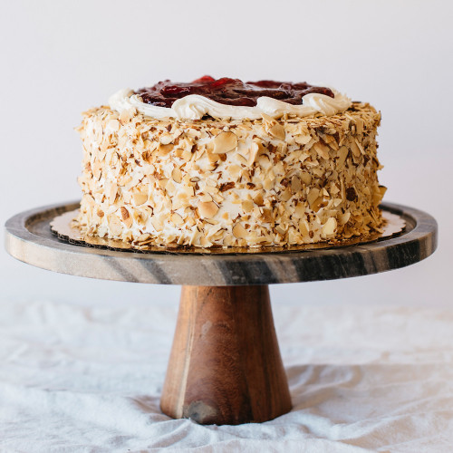 almond rasberry cake